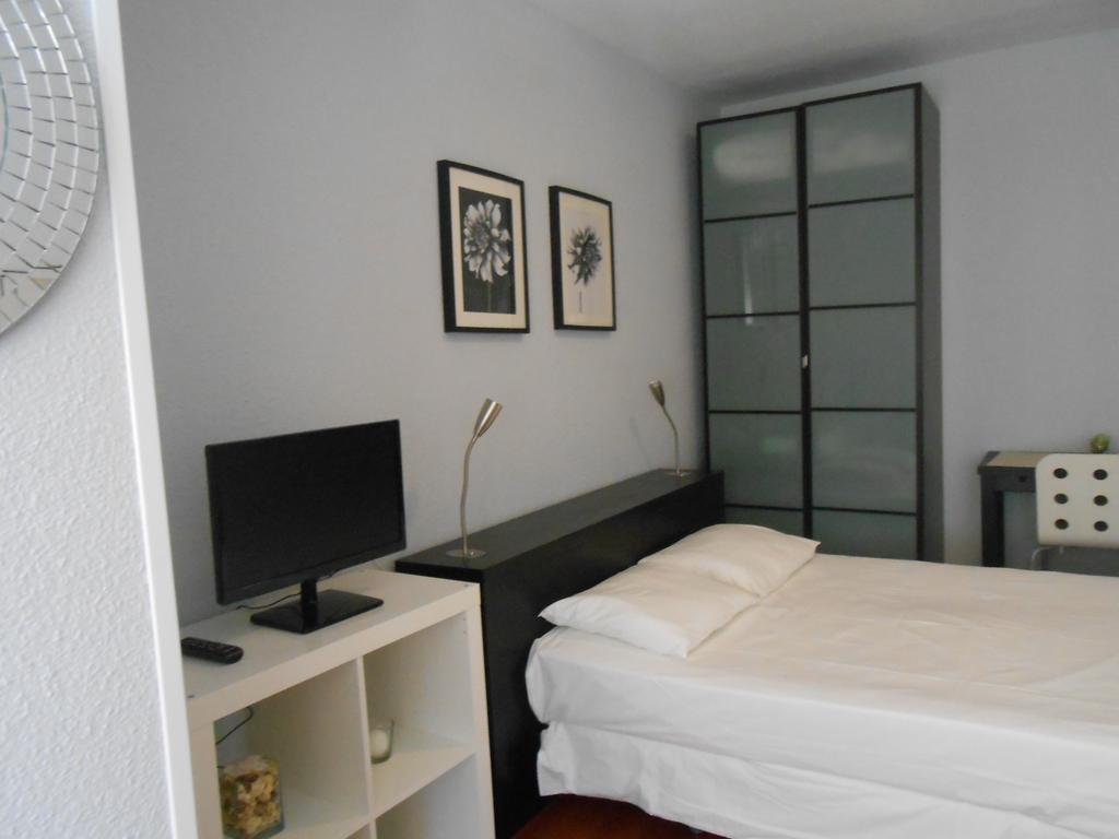 Madrid Studio Apartments Oda fotoğraf